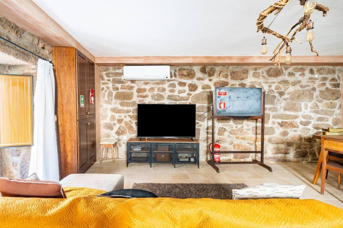 Вилла Segredos Da Montanha - Мангуалди Экстерьер фото